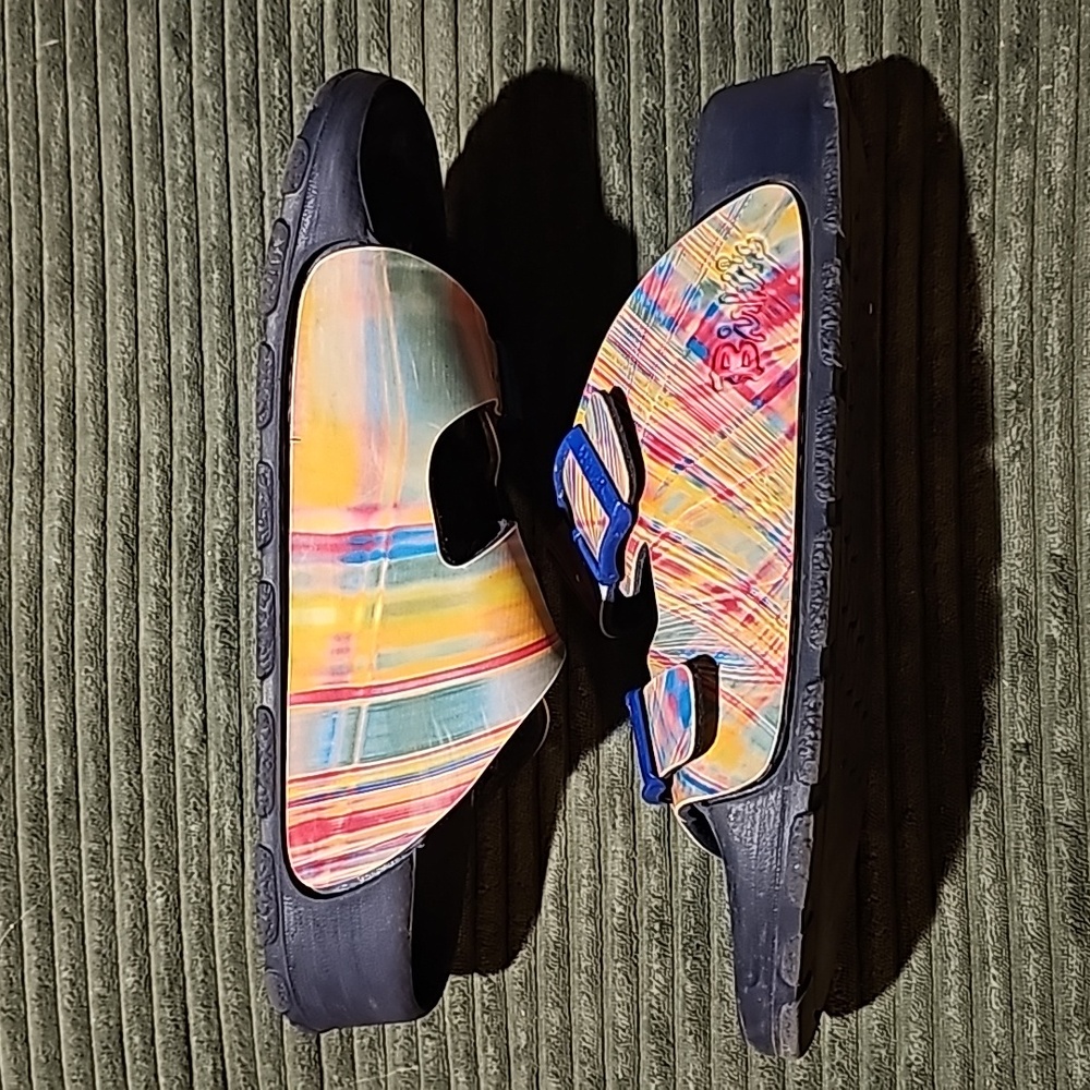 Birkenstock Multicolor Swirl Pattern Arizona Sandals with Blue Buckles - Picture 7 of 9
